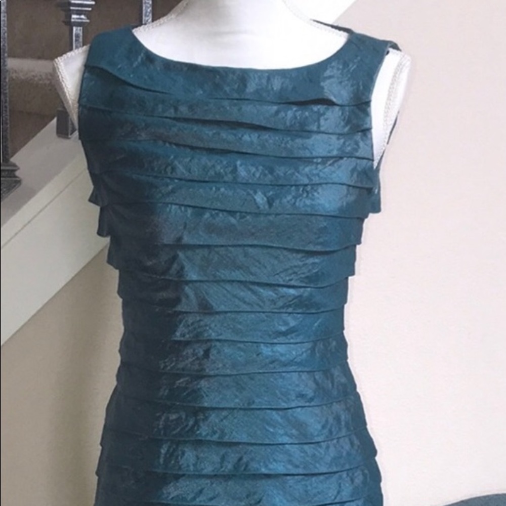 Gorgeous dress for the holidays